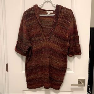 Short Sleeve Sweater with Hood- Excellent Condition. Beautiful fall colors